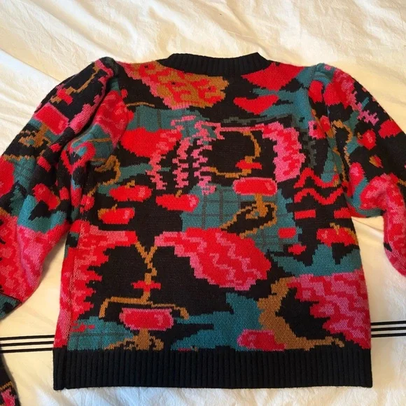 FARM Rio Women’s Lovers Apples Puff Sleeve Sweater, Multi Color, Size Small - Picture 4 of 8